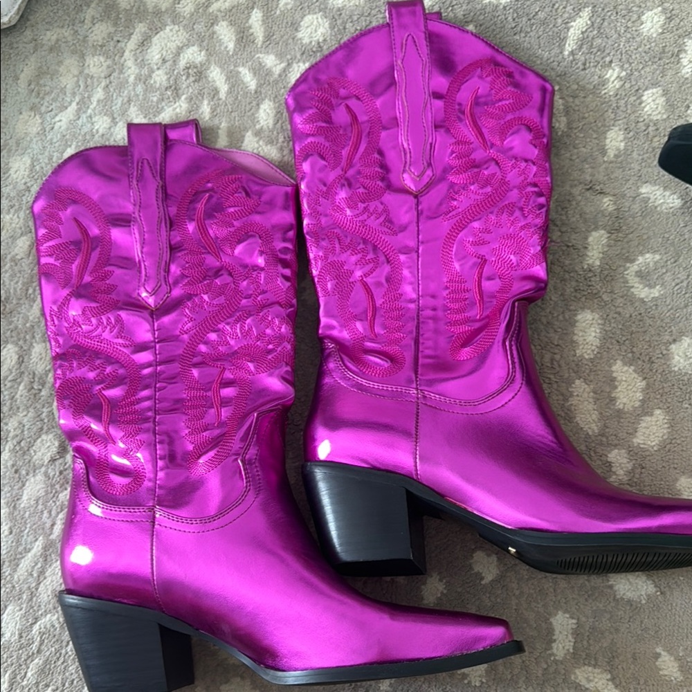 Pink Heeled Boots with Intricate Stitching and Pointed Toe